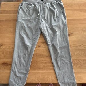 lululemon athletica Men's Gray Joggers
